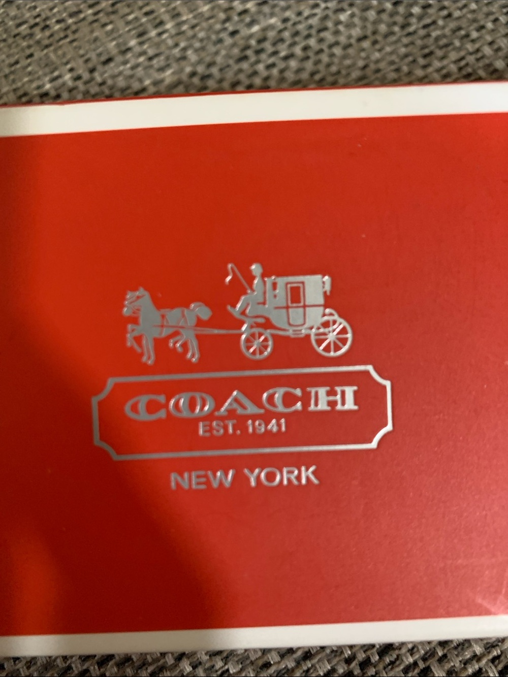 Coach BUNDLE Boyfriend "C" logo white silicone/rubber strap watch NEW & Wristlet - Picture 10 of 17